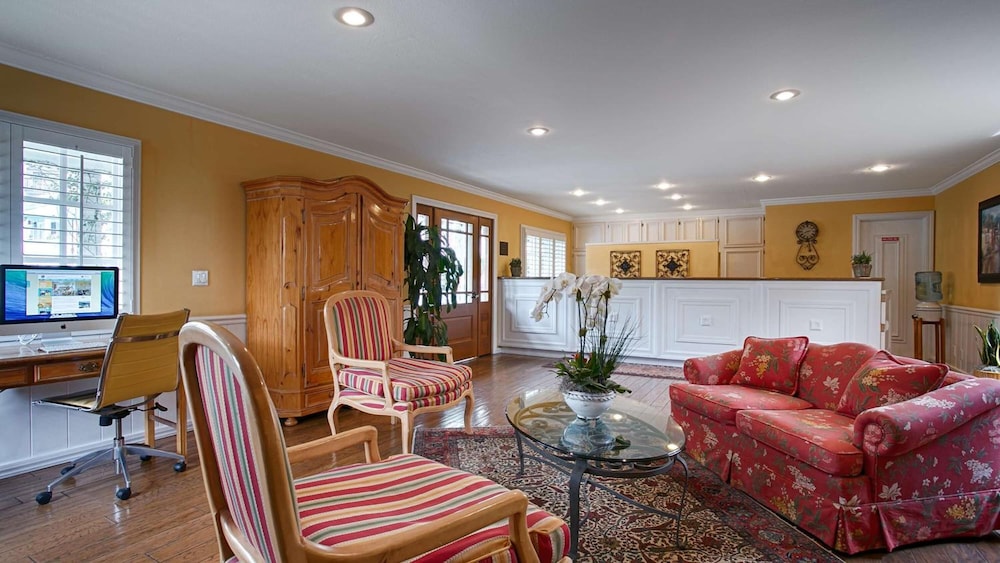 Carmel Bay View Inn 30/46