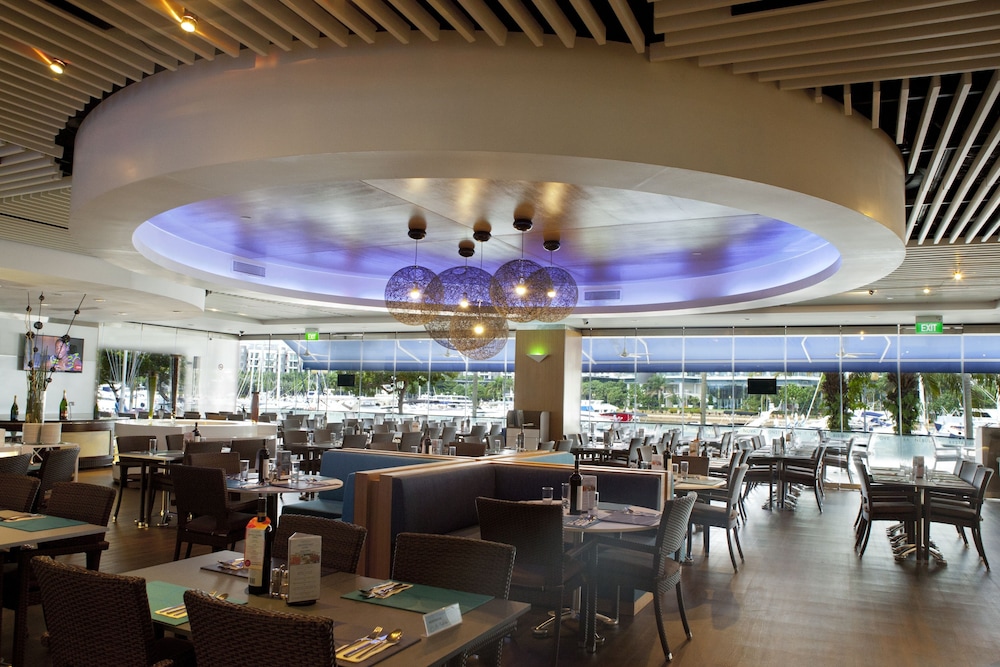 One 15 Marina Club 48/66