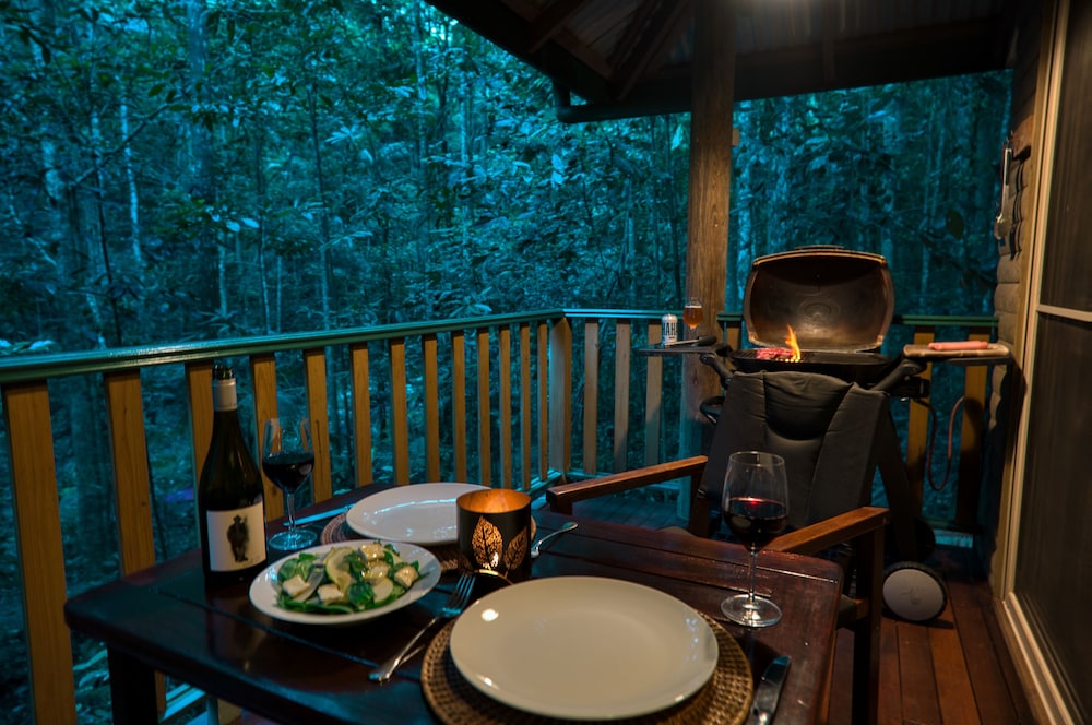 NARROWS ESCAPE RAINFOREST RETREAT 28/50