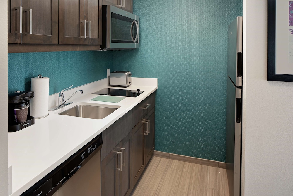 Homewood Suites By Hilton Ronkonkoma 25/34