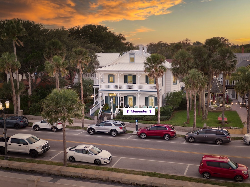 Bayfront Westcott House Bed and Breakfast 36/50