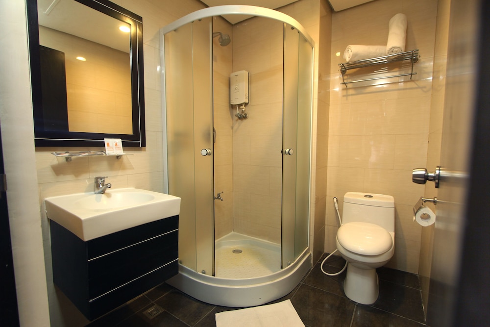 M Citi Suites 9/55
