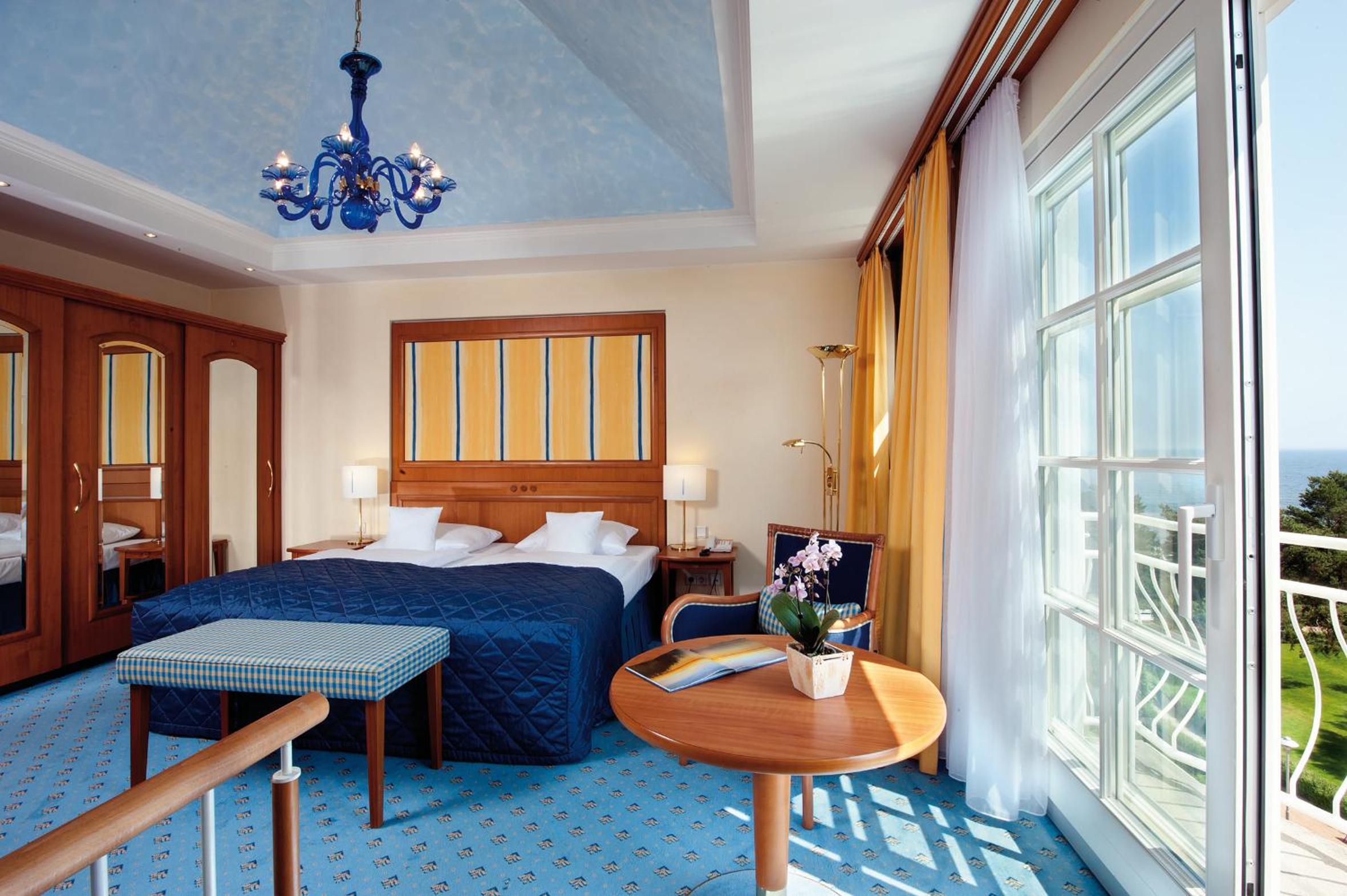 Tower, Suite, King Bed, Balcony