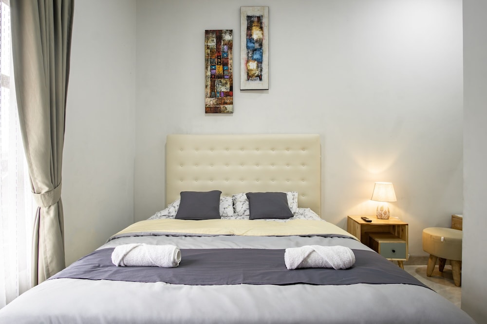 Bisma Balcony Homestay 32/64