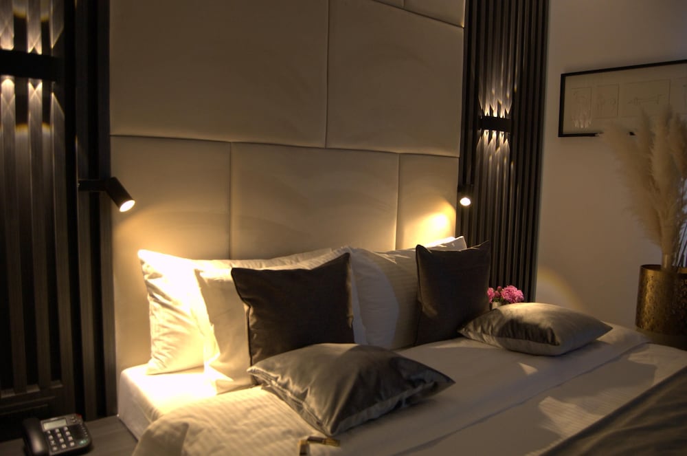 Unique Hotel 26/67