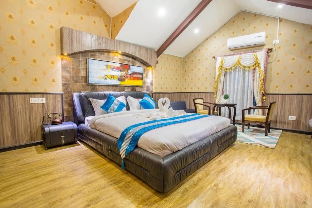 Royal Empire Boutique Hotel 9/47