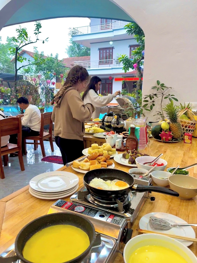 Tuan Ngoc Hotel 58/72