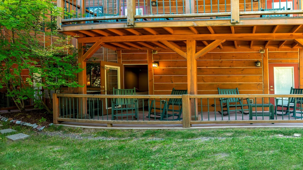 Callahan s Mountain Lodge 8/78