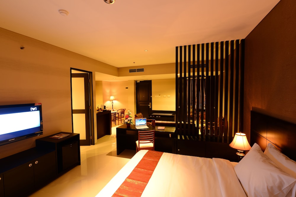 Emilia Hotel by Amazing 31/56