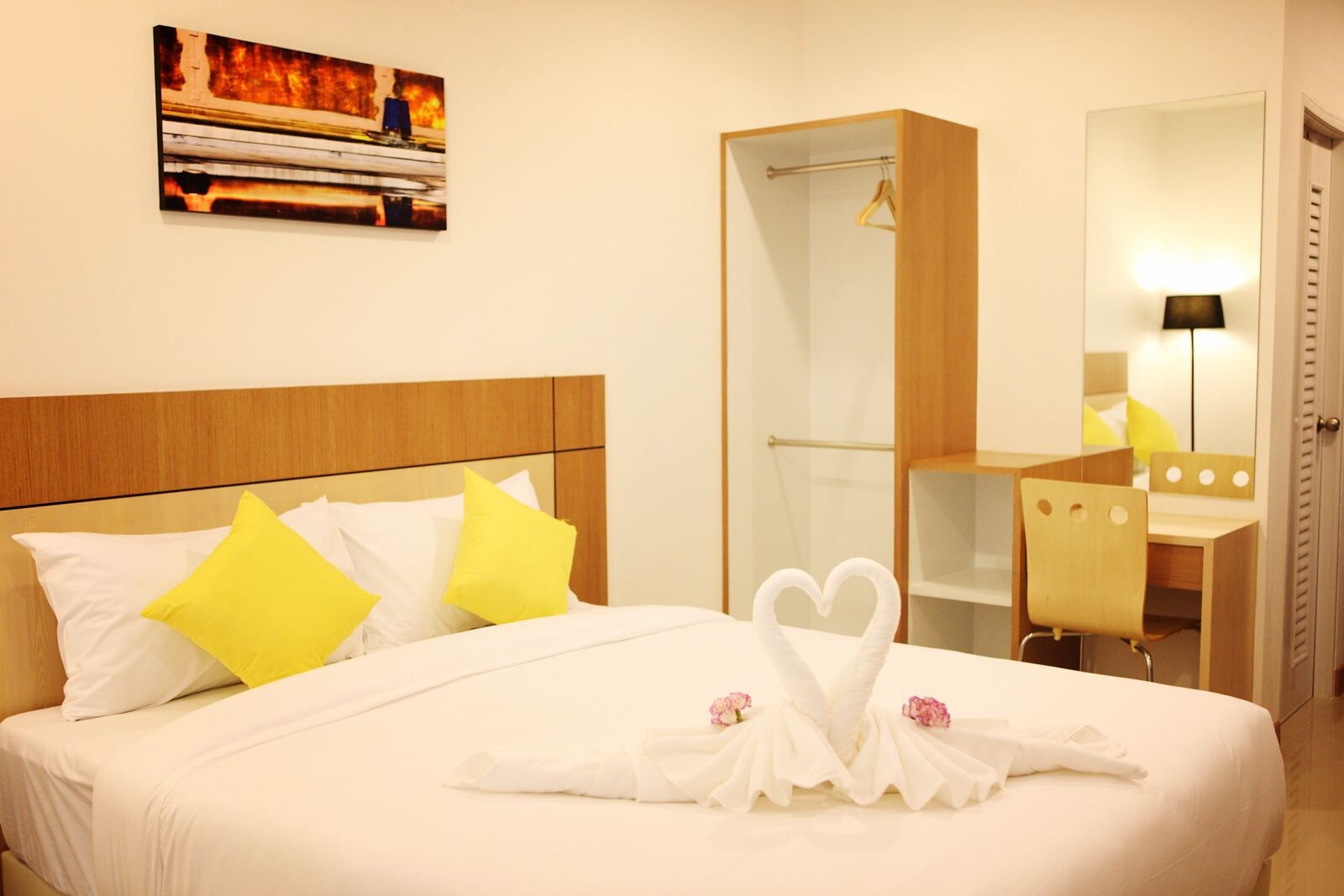 SUPERIOR, DOUBLE BED
