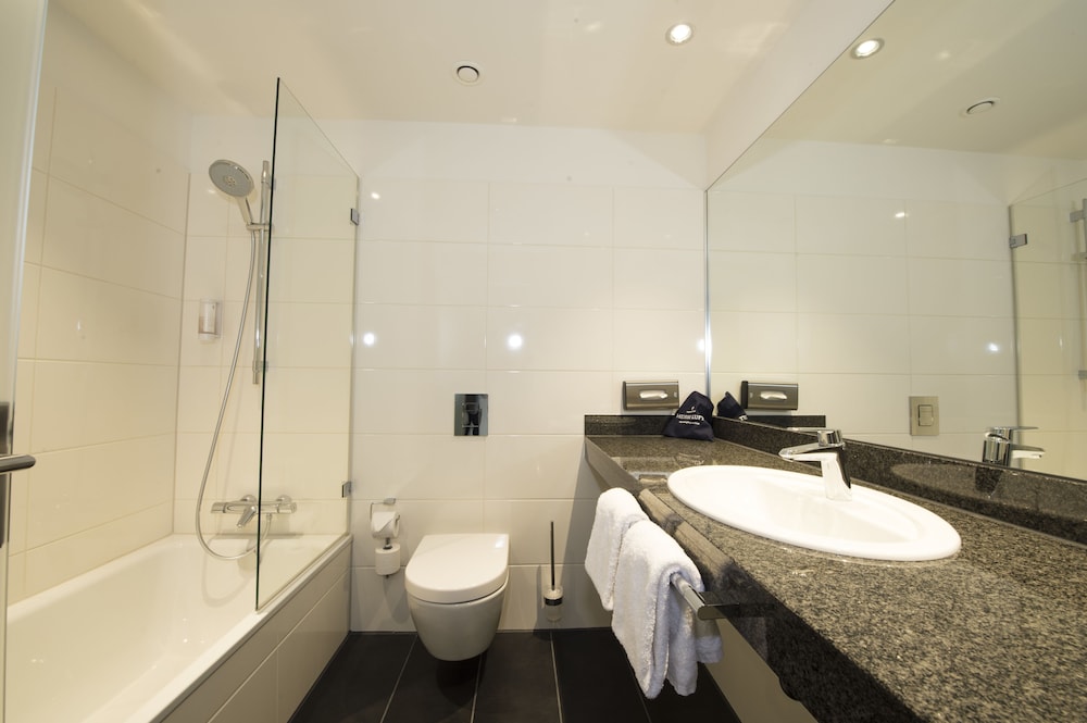 Carathotel Dusseldorf City 12/32