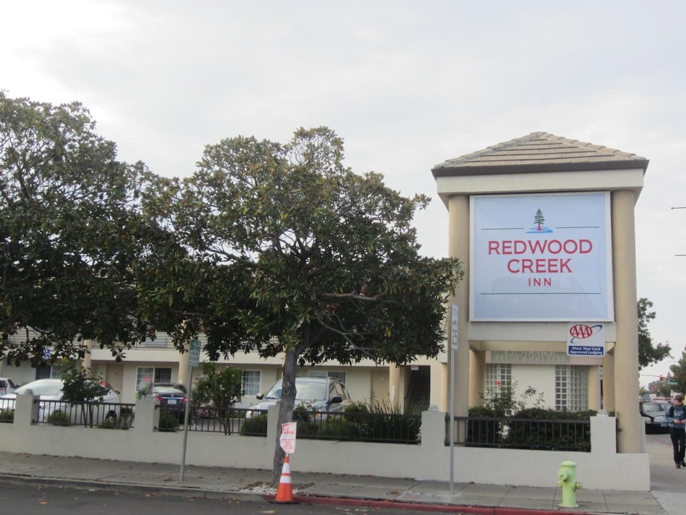 Redwood Creek Inn 1/25
