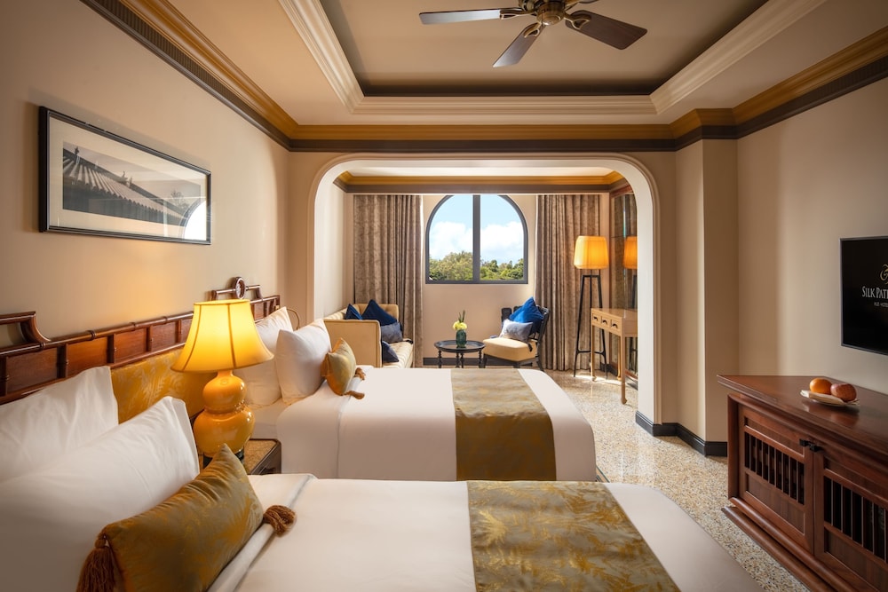 Silk Path Grand Hue Hotel 12/50
