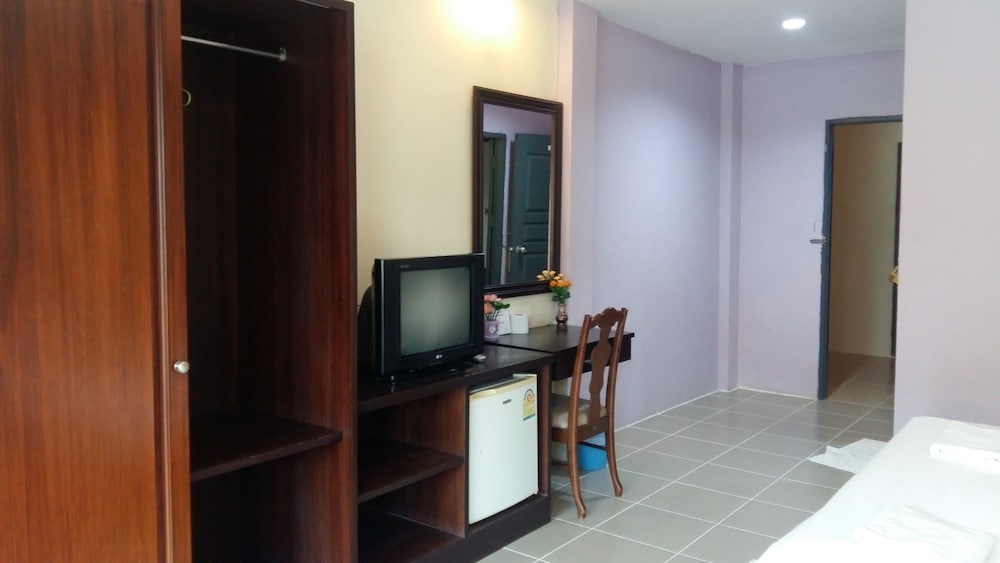 Number One Guest House 18/26