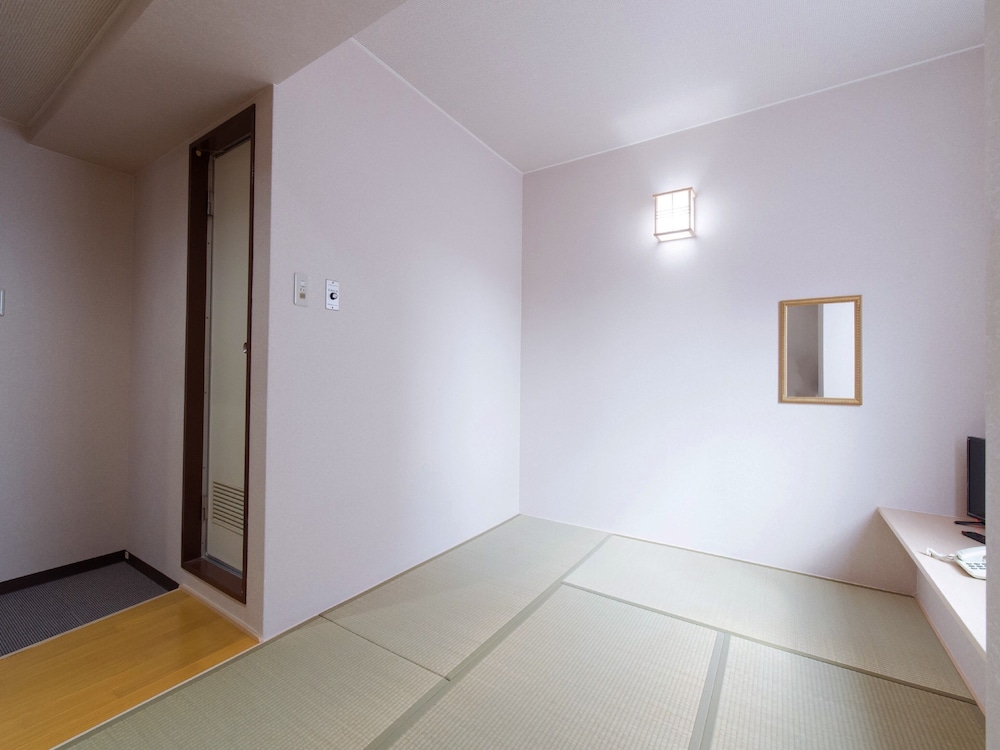 Tabist Sasebo Palace Hotel 35/66