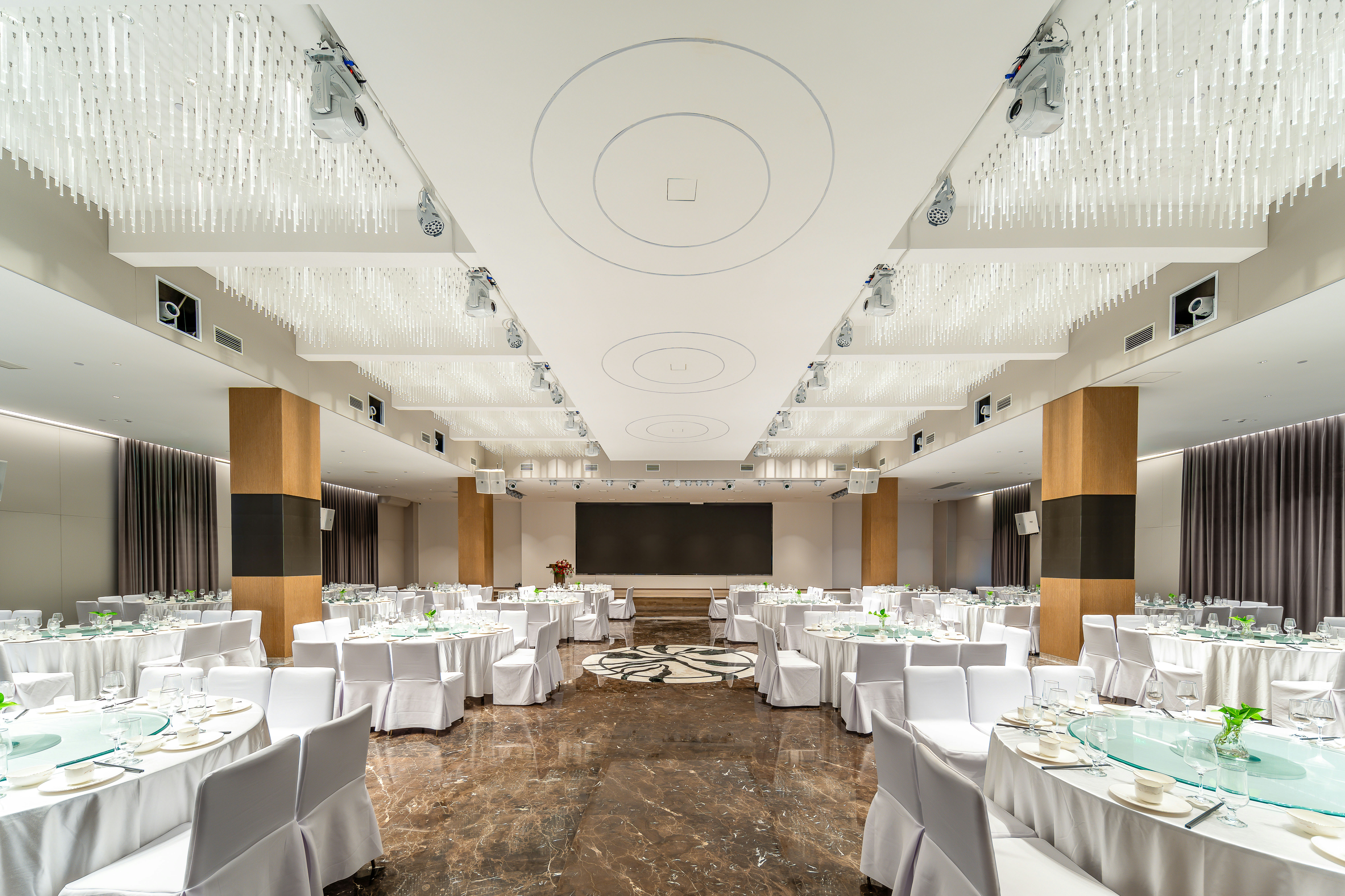Holiday Inn Jiuhua Mountain Hot Spring Hotel 12/50