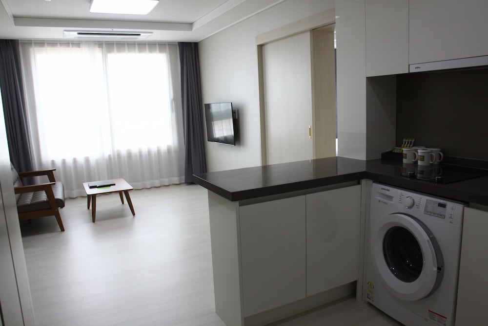 AM HOTEL 25/44