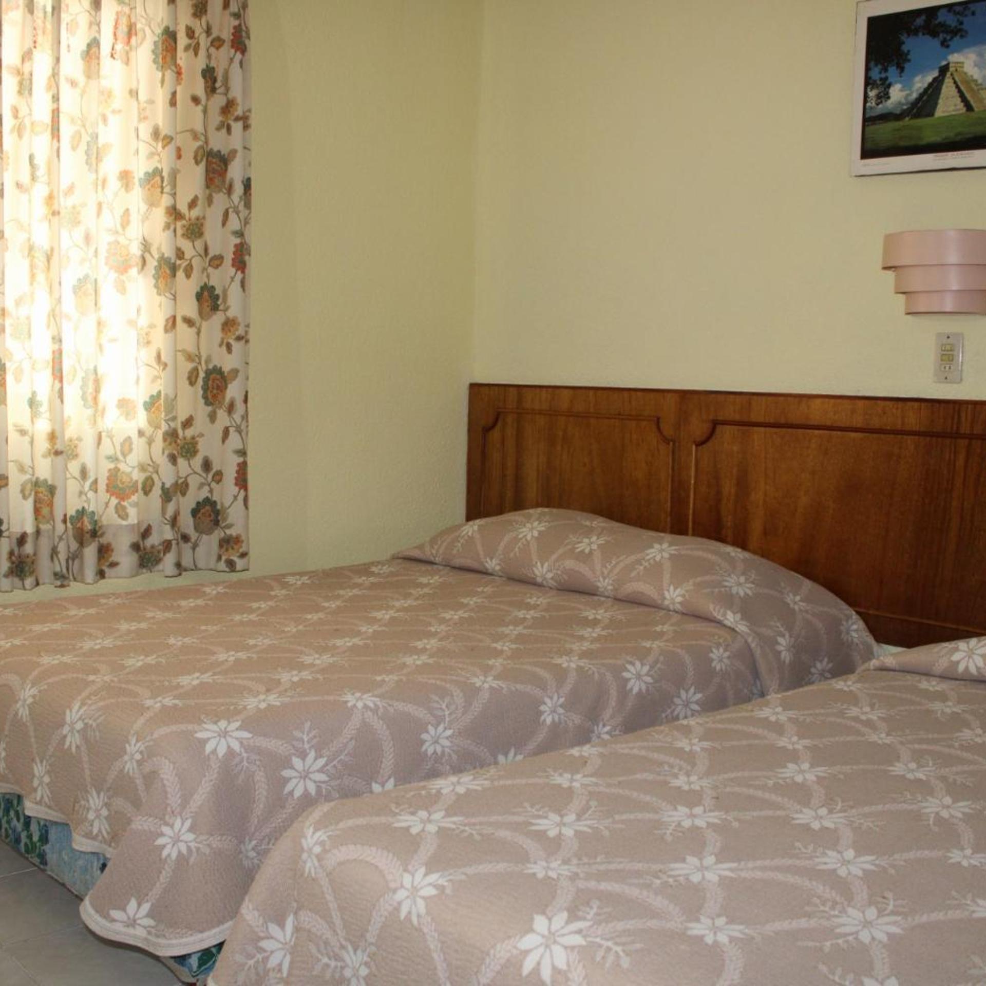 Economy, Twin Beds
