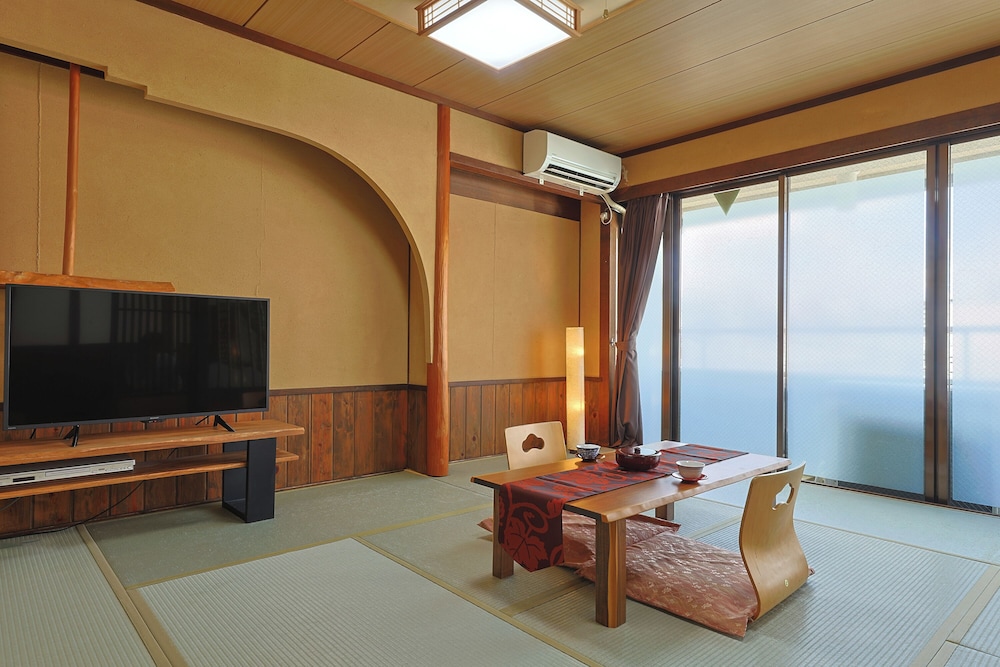 Hotel Oumiya 16/66