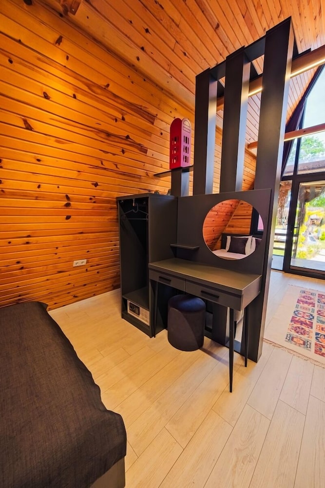 Kerpe Bungalov Hotel 32/50