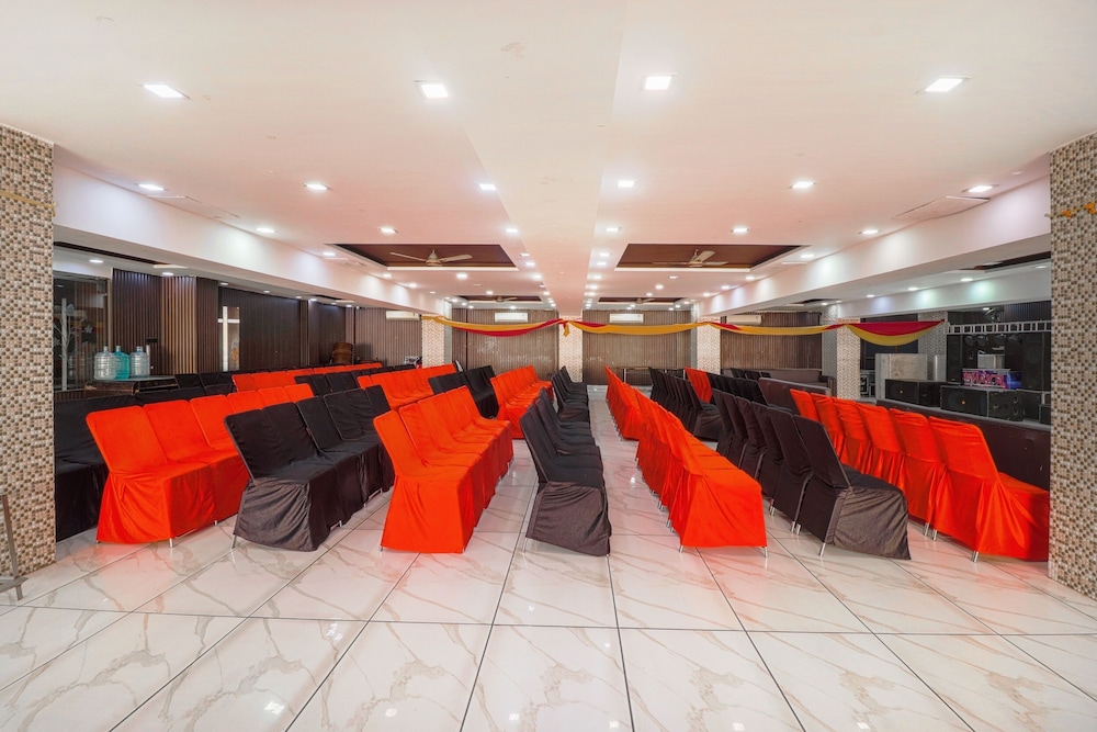 HOTEL GRAND SHIVA 40/50