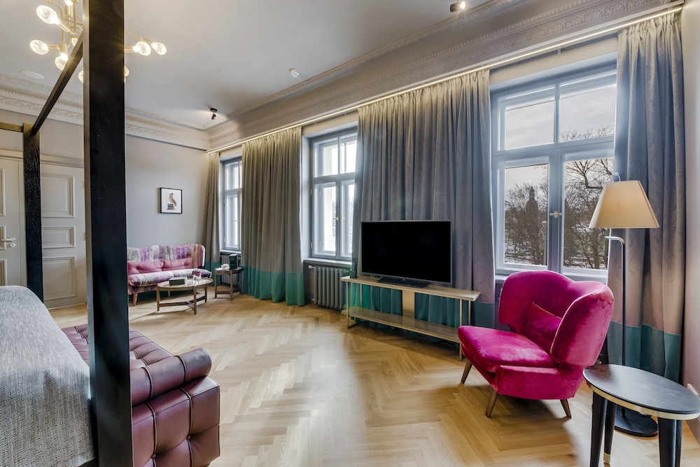 Grand Poet Hotel By Semarah 44/60