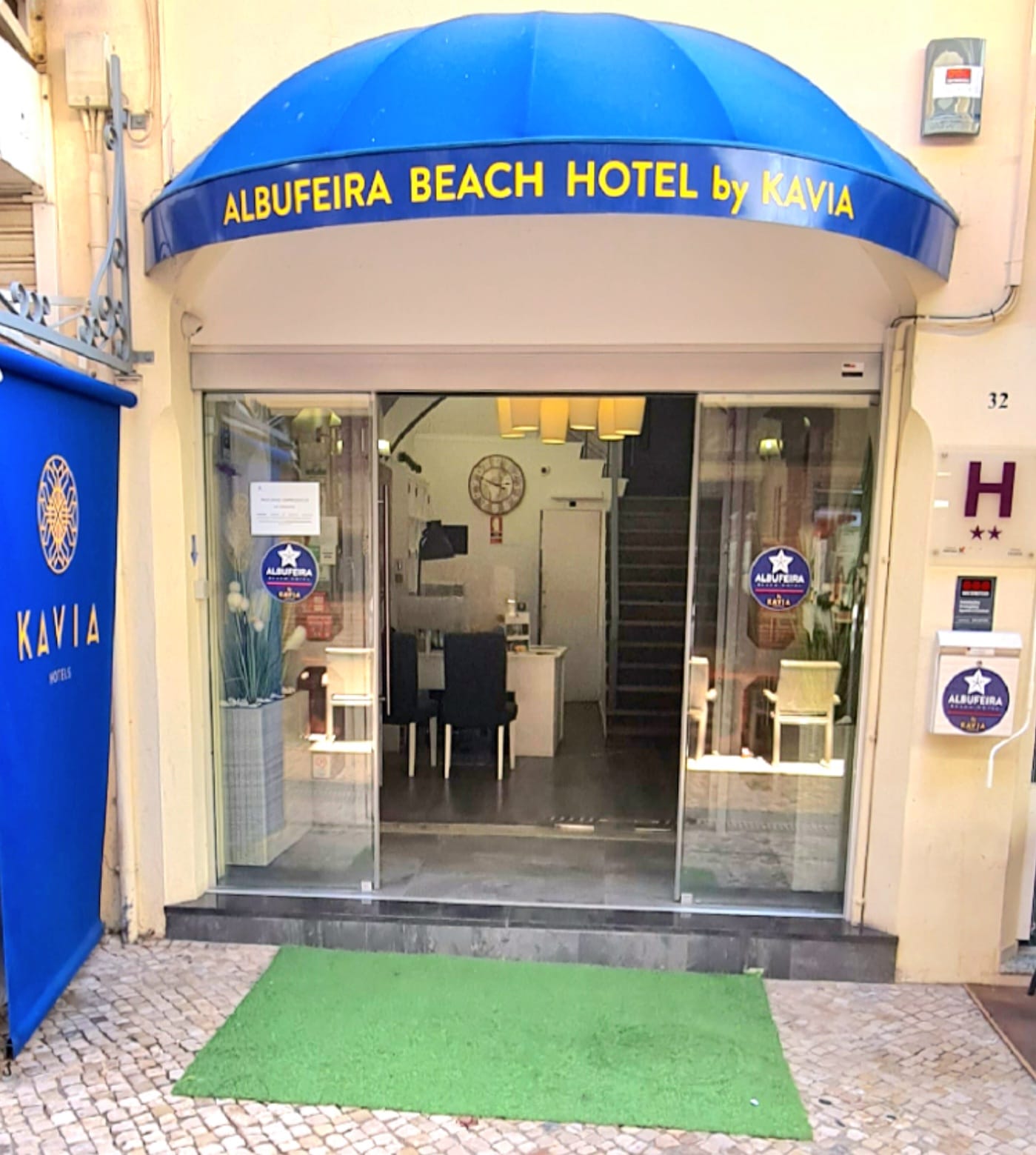 Albufeira Beach Hotel 3/32