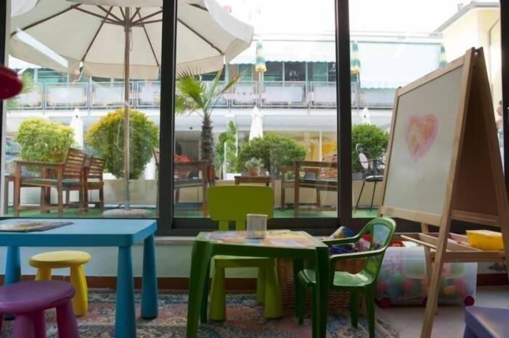Hotel Jasmine 24/25