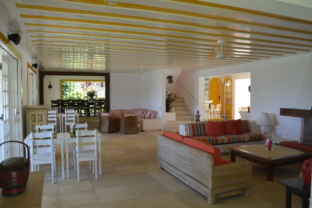 POUSADA VILLA RAPHAEL 54/67