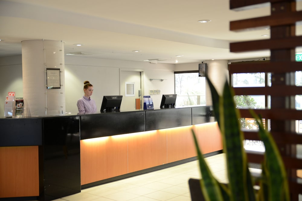 Mercure Penrith 8/69