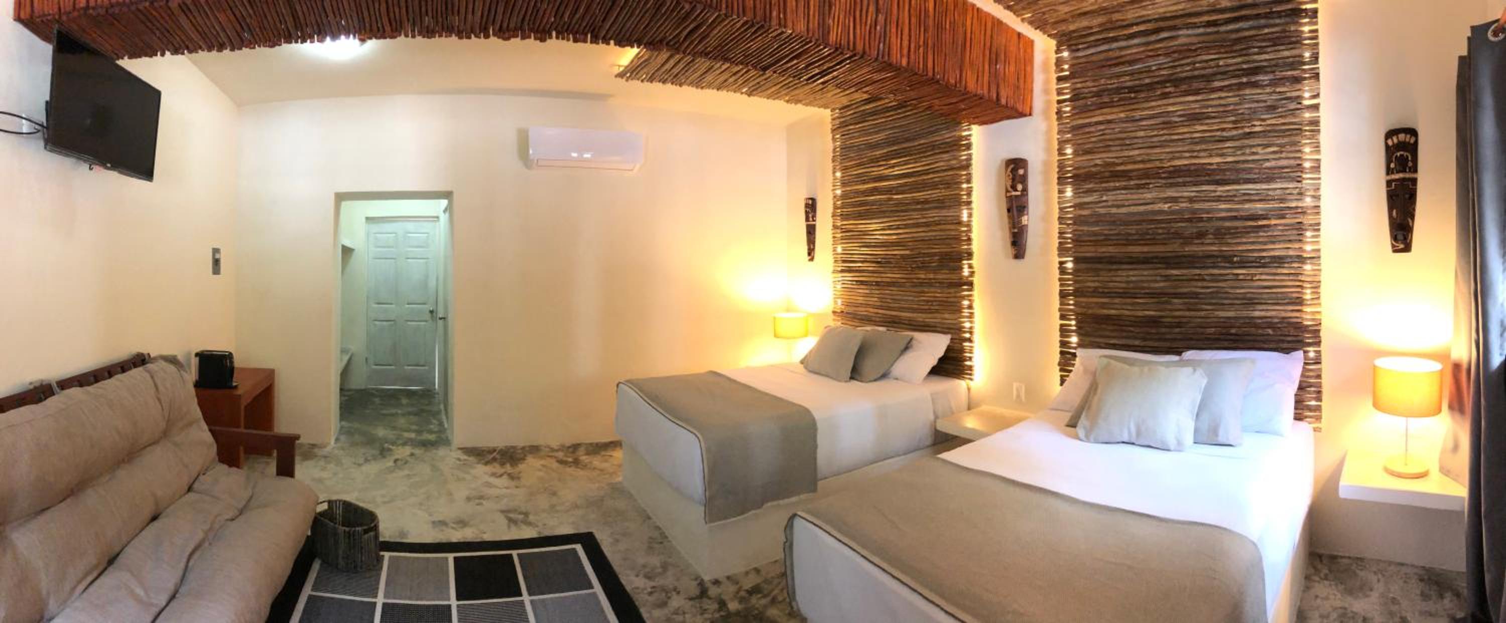 Deluxe, Double Bed