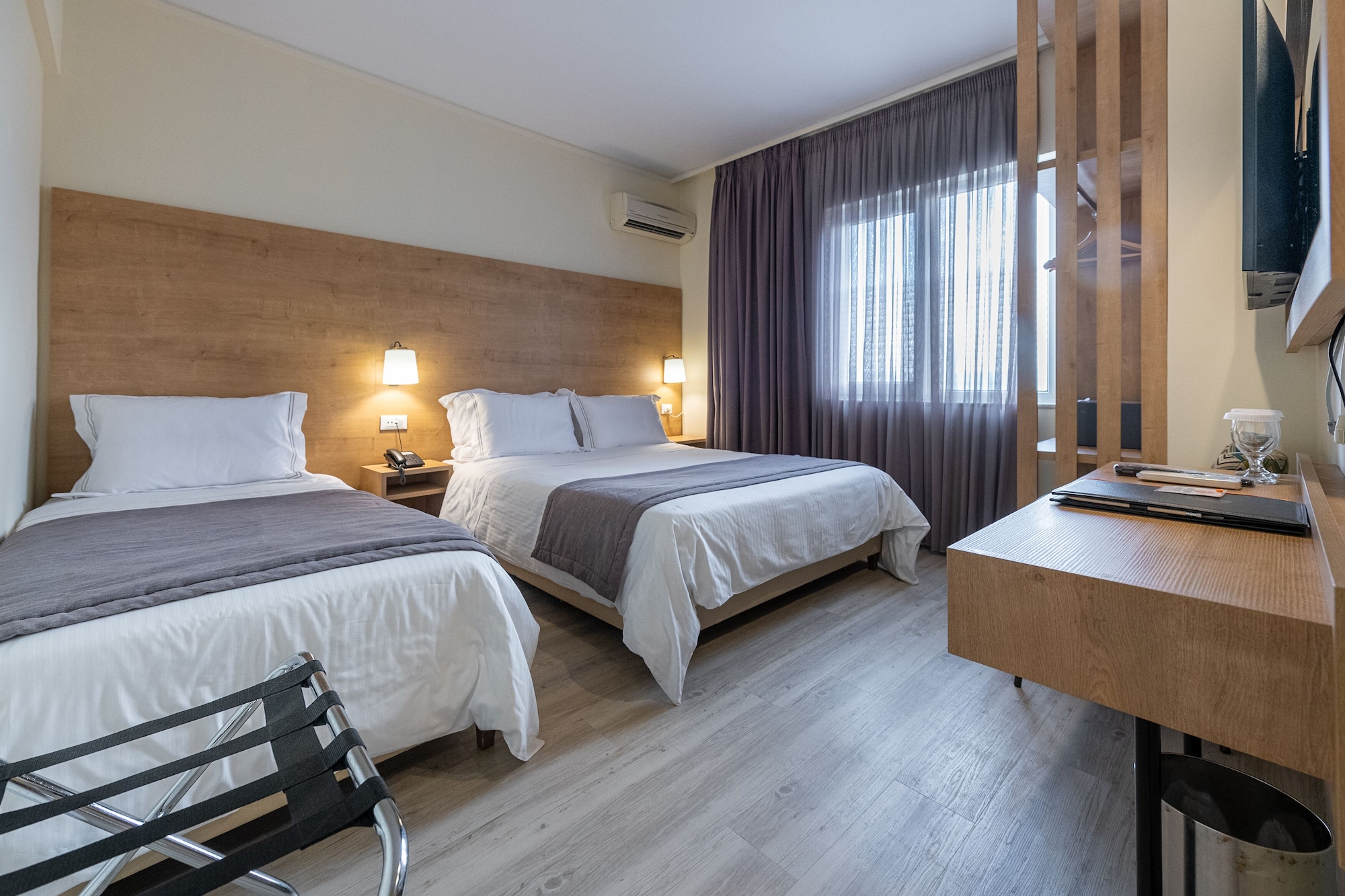 Double Room City Explorer
