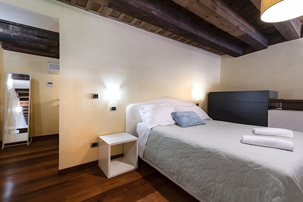Doge Morosini Palace 9/50