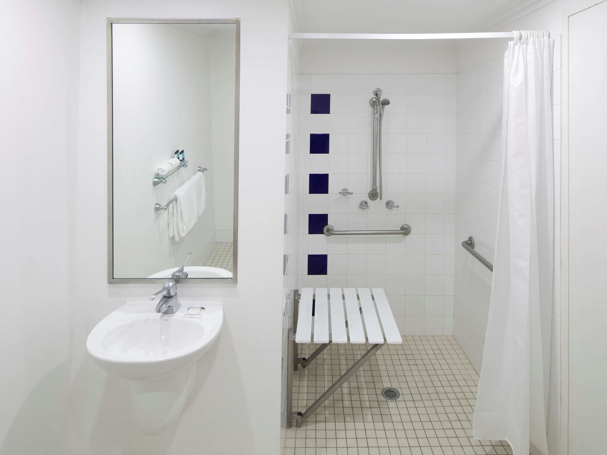 غرفة سوبيريور بسرير كوين، ibis Styles Sydney Central 7/9