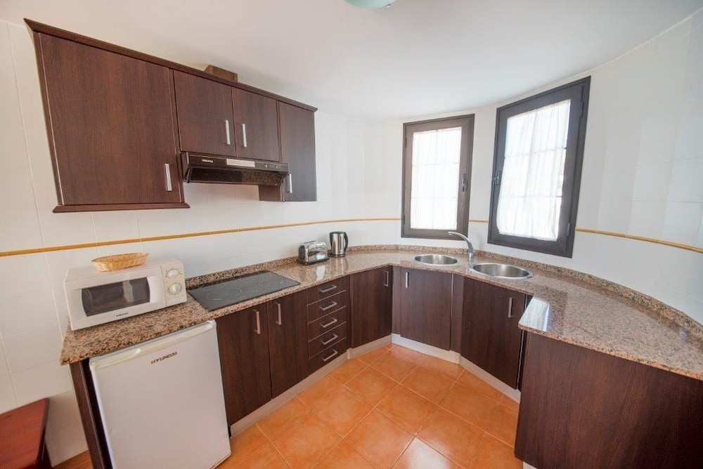 Tabaiba Apartments 36/48