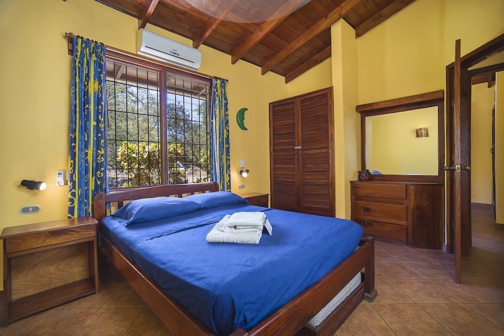 Bahia Esmeralda 37/72