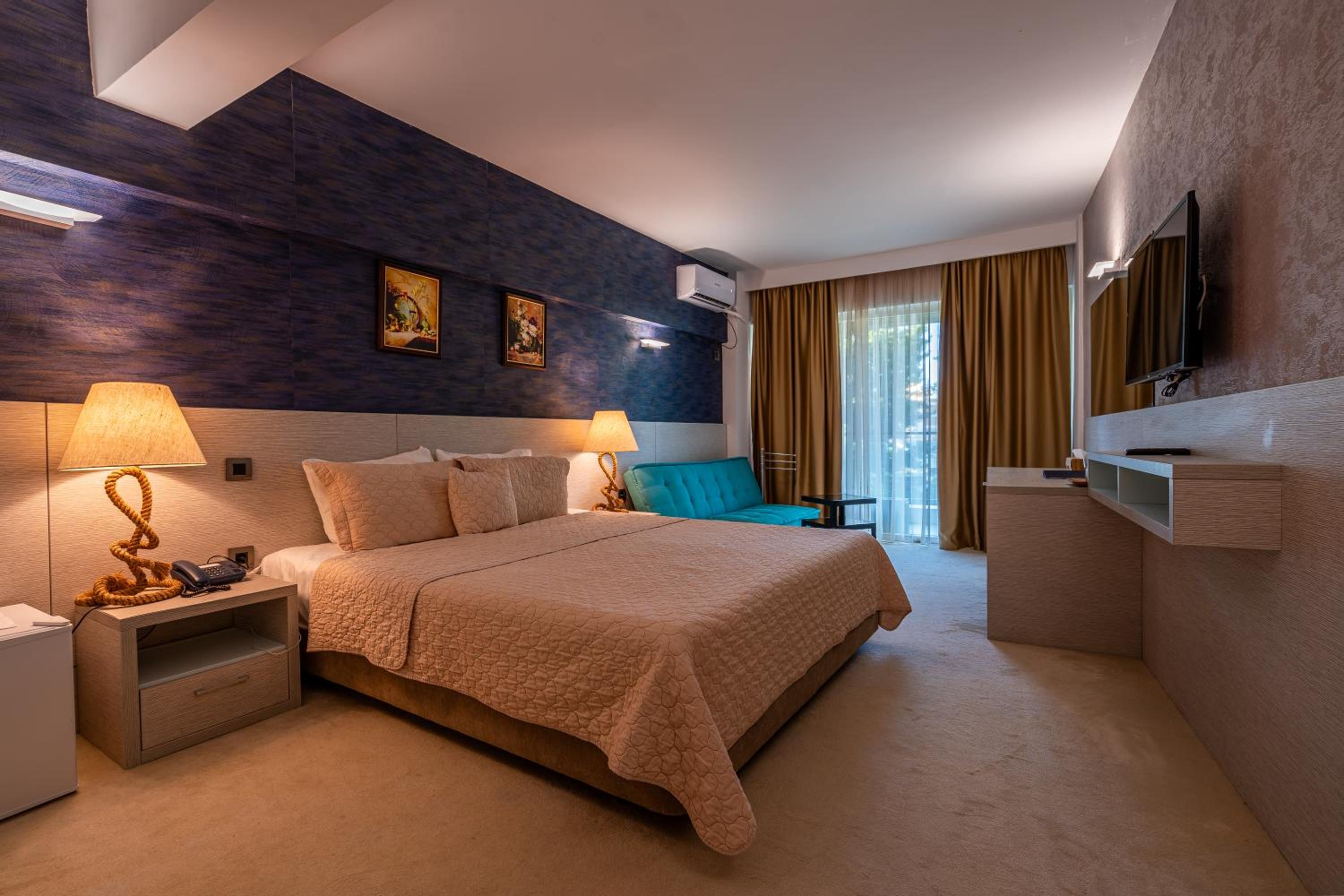 Hotel Alcor 13/50
