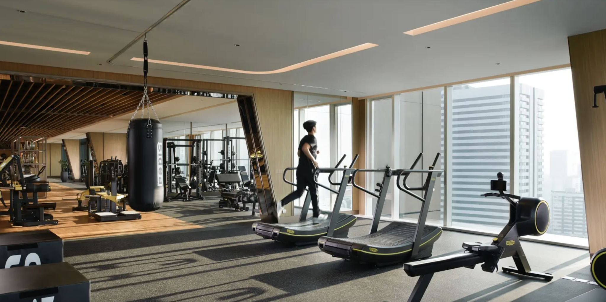 Grande Centre Point Lumphini Bangkok 23/26
