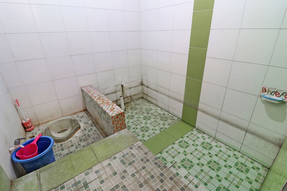 Hotel Agung Permata Artha by ZUZU 18/30
