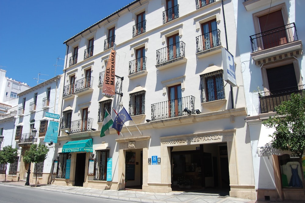 Maestranza Hotel 49/52