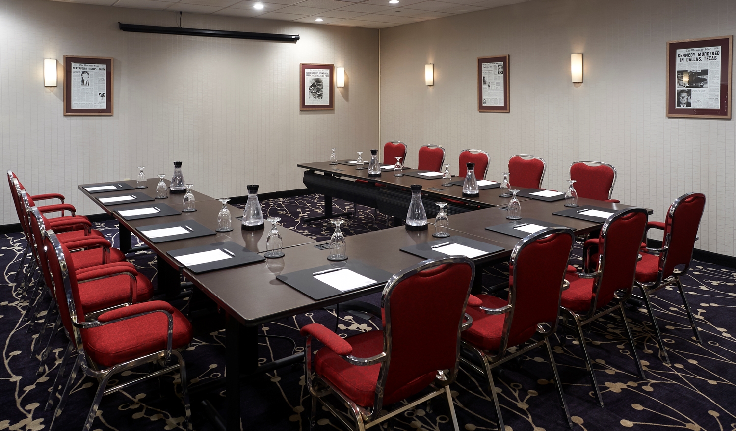Best Western Plus Waterfront Hotel 52/63