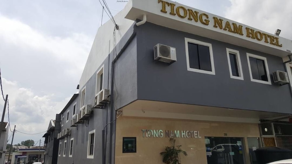 Tiong Nam Hotel 1/49