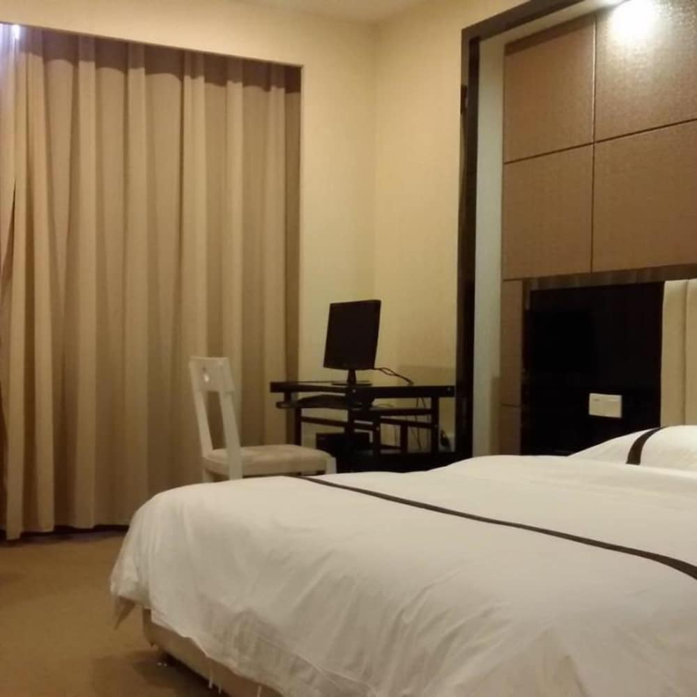 Business, Suite, King Bed