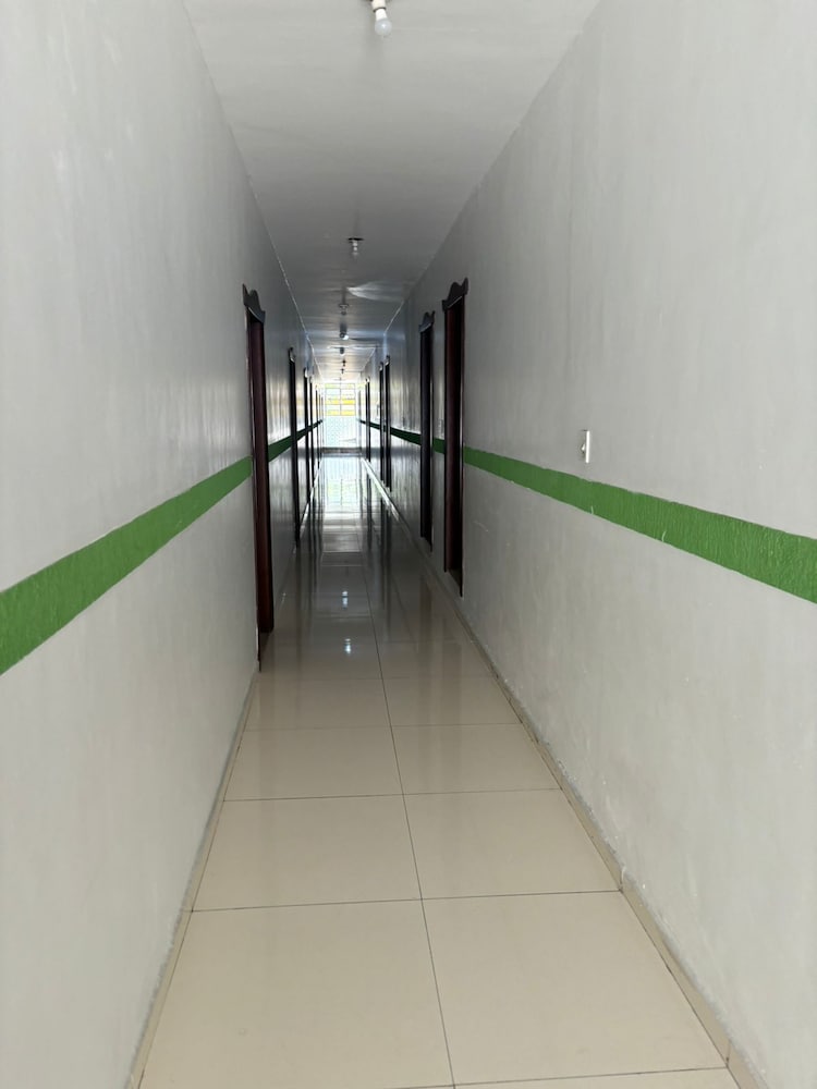 Hotel Vale Verde 28/50