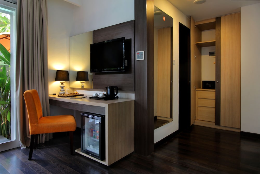 b Hotel Bali & Spa 57/73