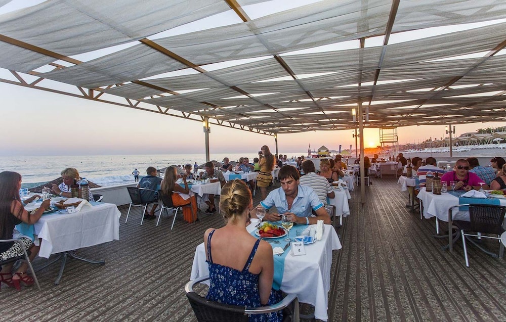 The Garden Beach Hotel 31/50