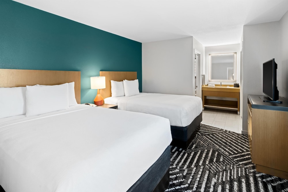 Hyatt House Boston/Burlington 17/72