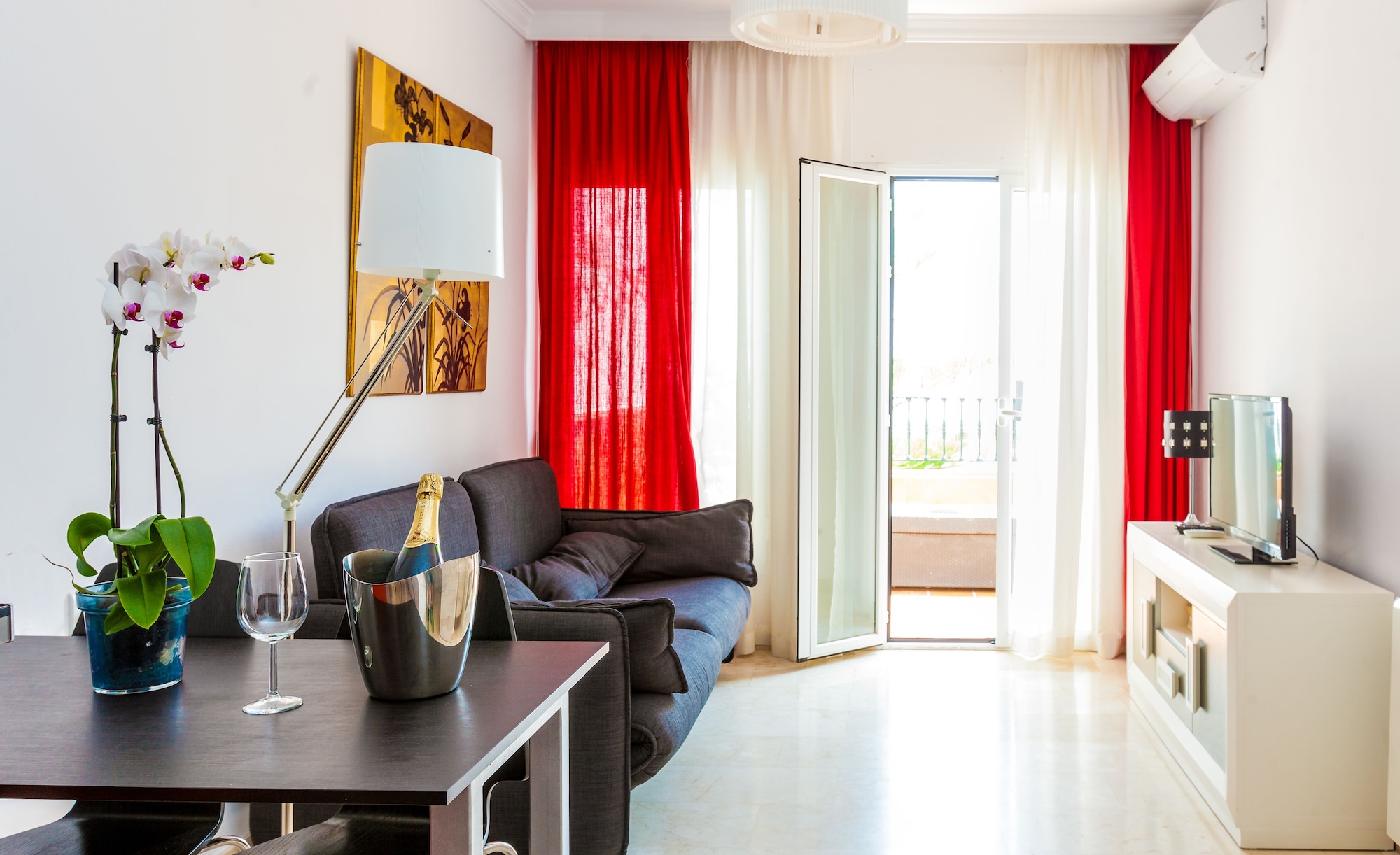 hostal abril