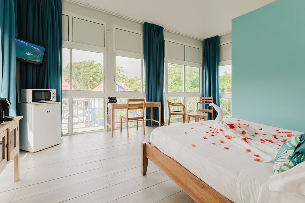 Hotel Fregate Bleue 27/72