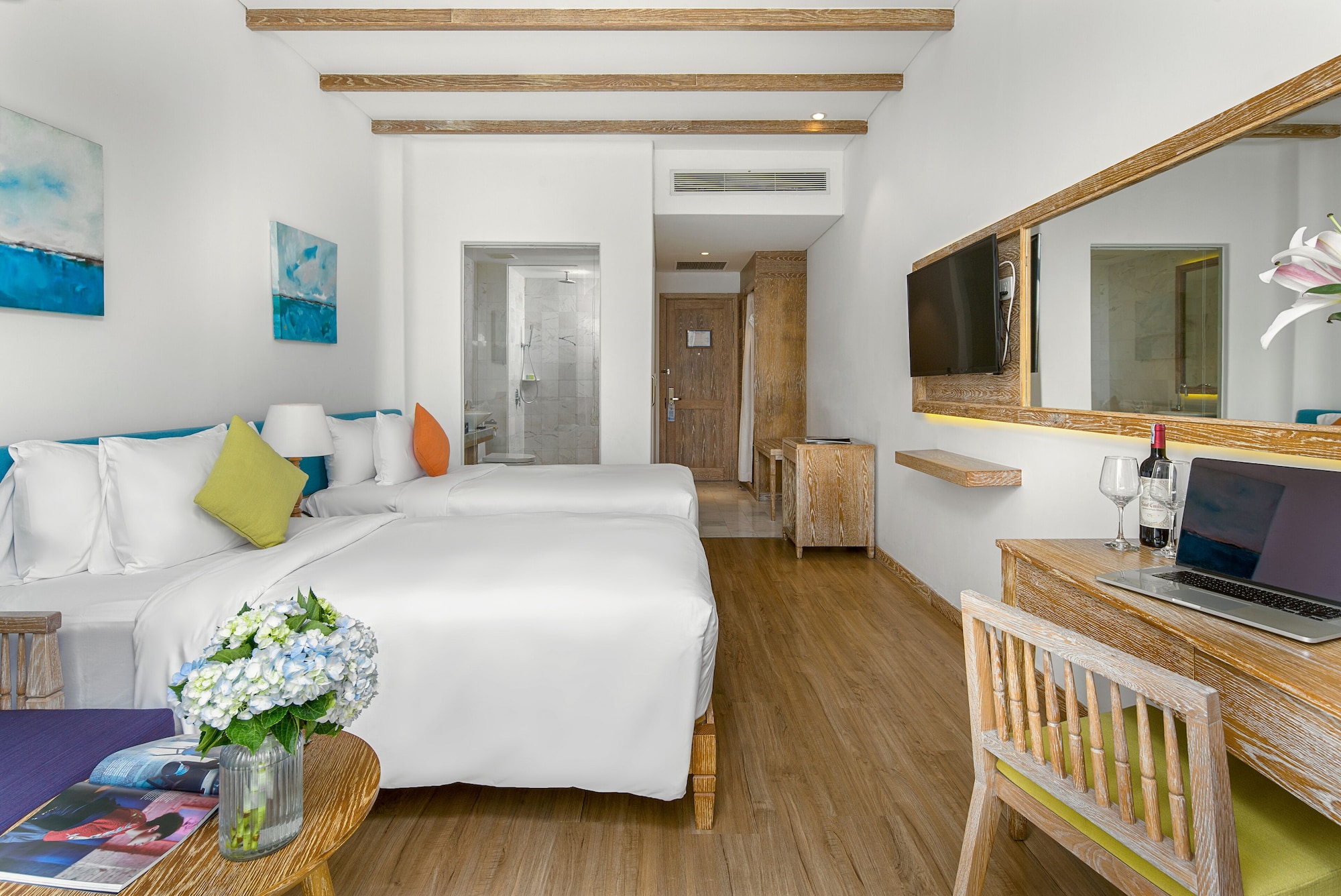 غرفة ديلوكس بسريرين منفصلين بإطلالة على المدينة بشرفة، Risemount Premier Resort Danang 5/9